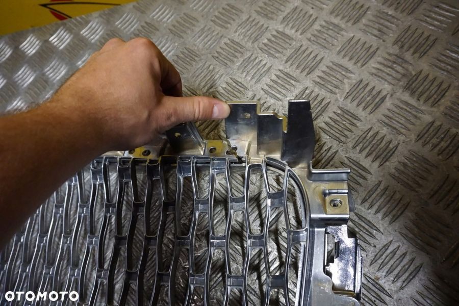 LINCOLN NAVIGATOR 2022 2023 2024 - Atrapa Przód Grill Chrom USA - 9