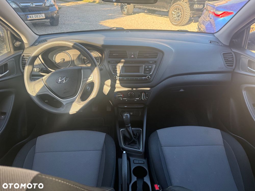 Hyundai i20 1.2 - 15