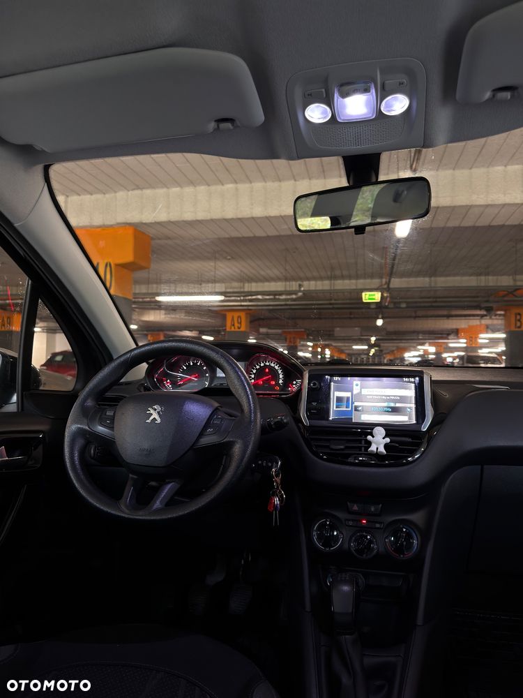Peugeot 208 1.2 PureTech Active - 8