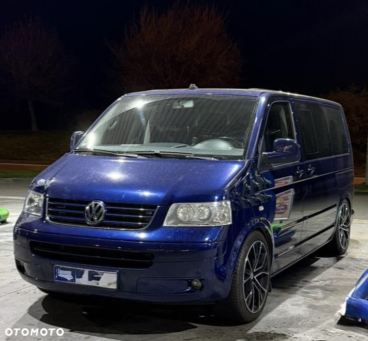 Volkswagen Multivan - 7