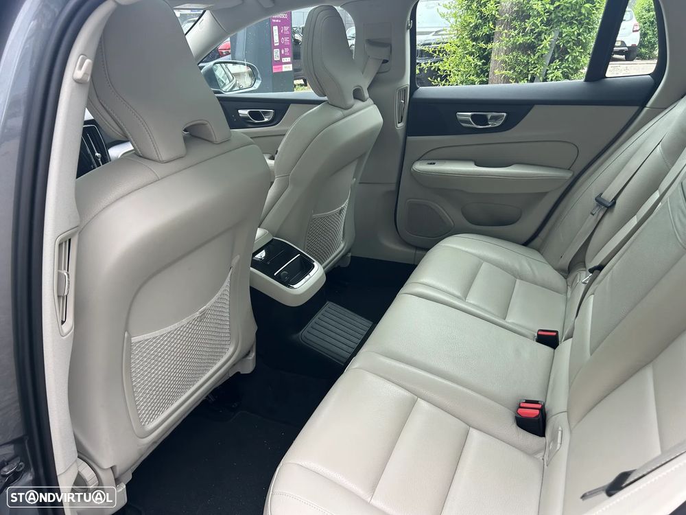 Volvo V60 2.0 T6 AWD TE Inscription Expression - 9