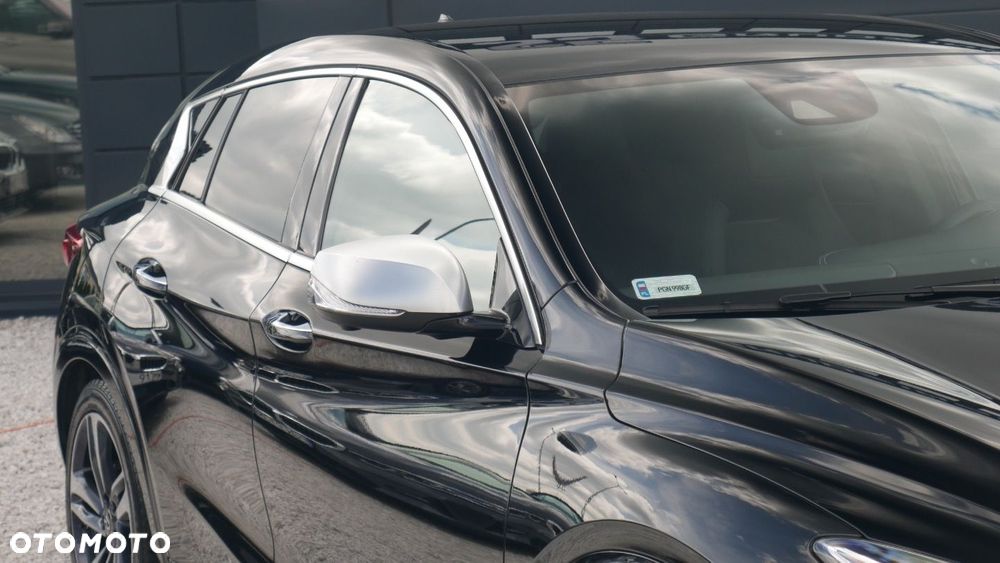 Infiniti Q30 - 20