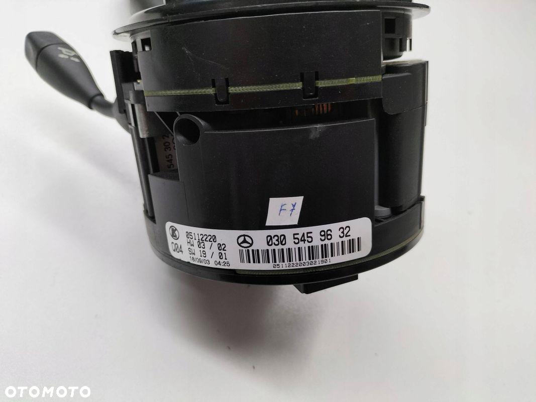 TAŚMA PRZEŁĄCZNIKI MERCEDES E 55 AMG A0004640518 - 4