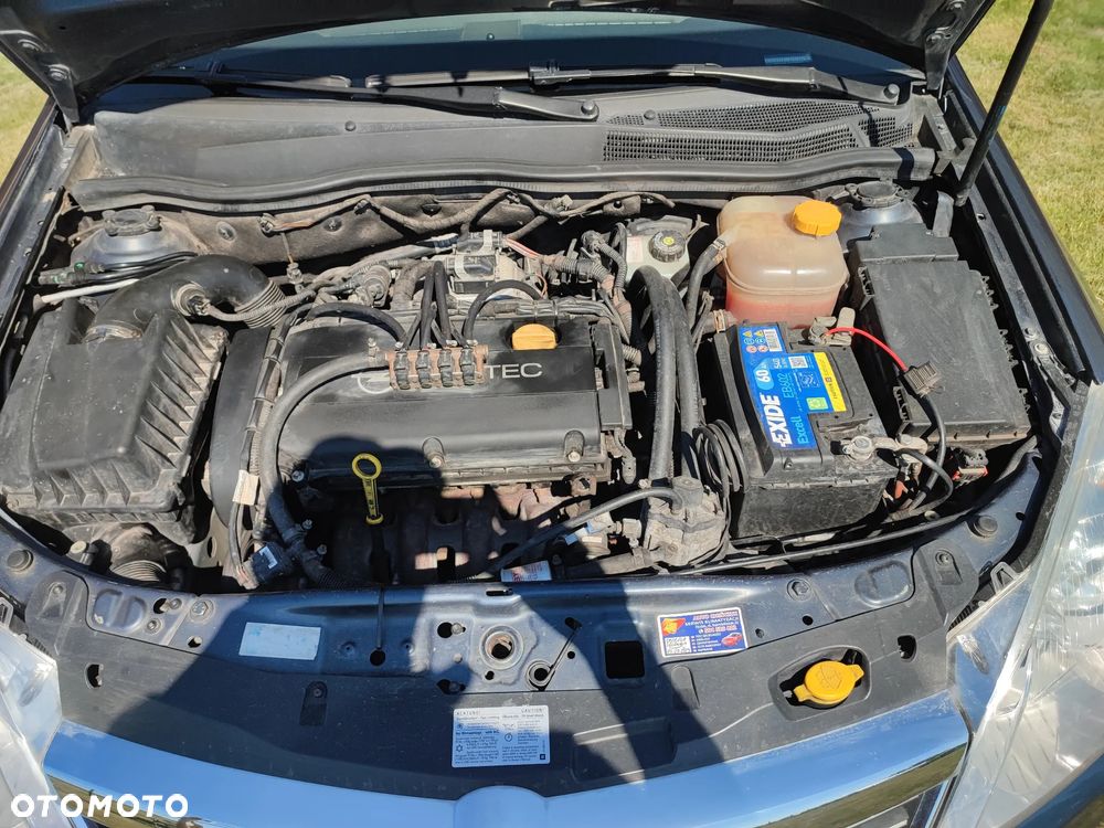 Opel Astra 1.6 Enjoy - 11