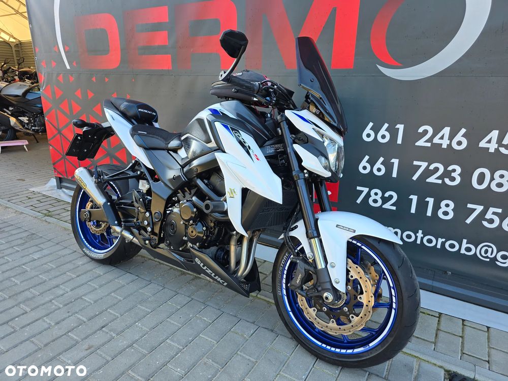 Suzuki GSX - 31