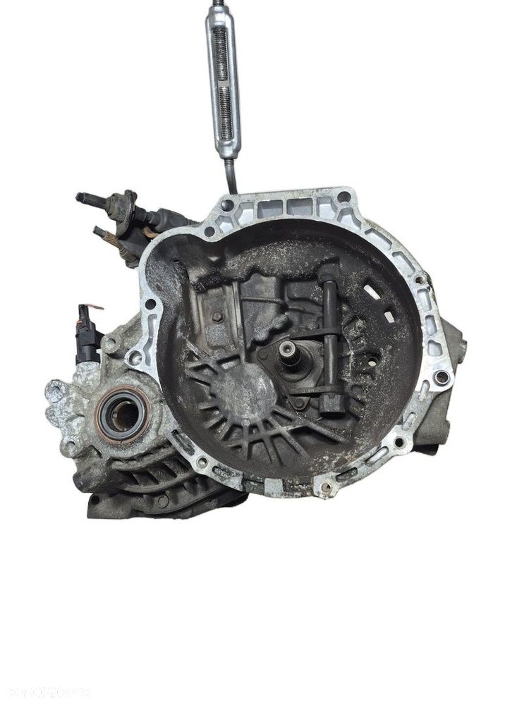 Manualna skrzynia biegów Hyundai Coupe II 2.0 16V J81873 - 7