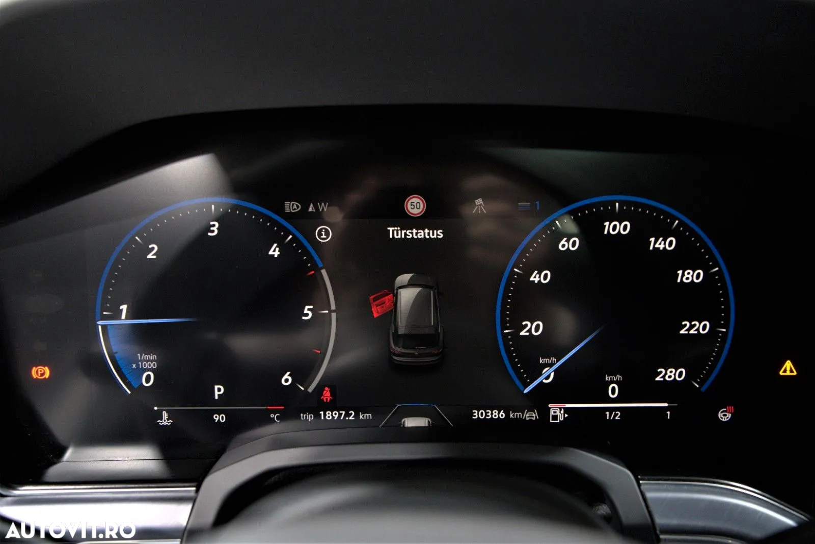 Volkswagen Touareg V6 TDI 4MOTION R-Line - 26