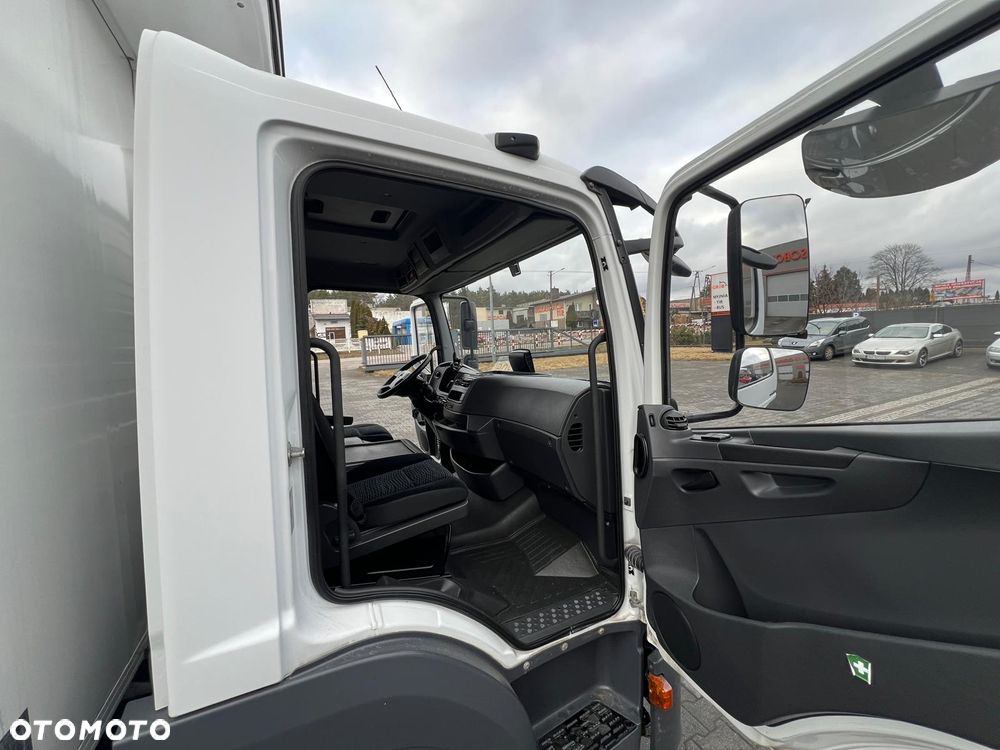 Mercedes-Benz ATEGO 816 EURO 6 CHŁODNIA HAKOWA KONTENER IZOTERMA - 17