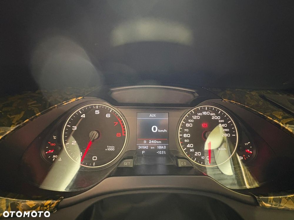 Audi A4 Limousine - 3