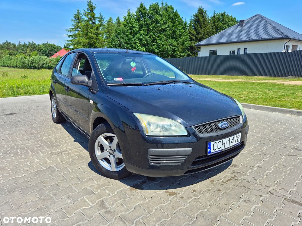 Ford Focus 1.6 Ambiente - 1
