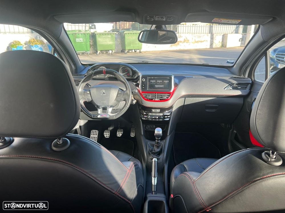 Peugeot 208 1.6 THP GTi - 11