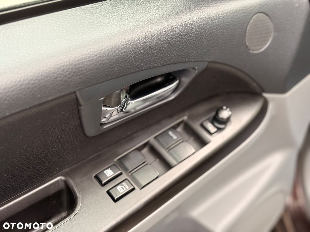 Suzuki SX4 2.0 DDiS Premium 4WD - 21