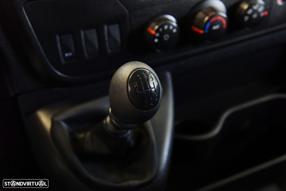 Renault Master 2.3 dCi L2 H2 3.5T - 13