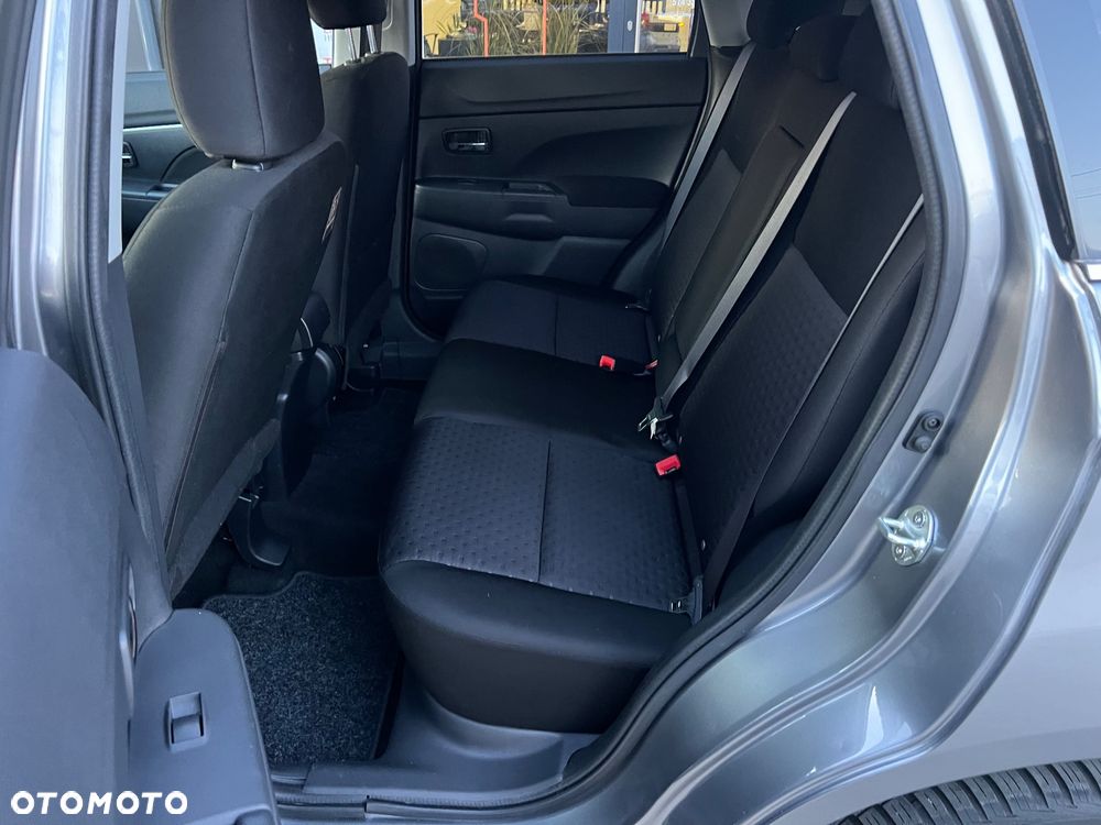 Mitsubishi ASX 1.6 2WD Instyle - 13