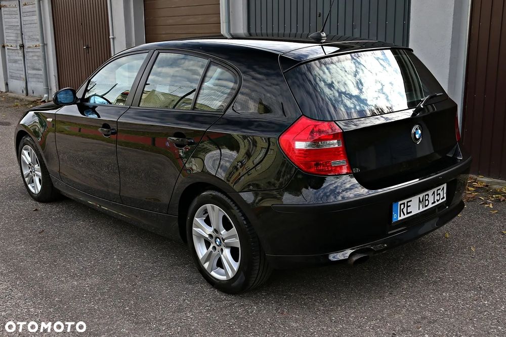 BMW Seria 1 116i - 26