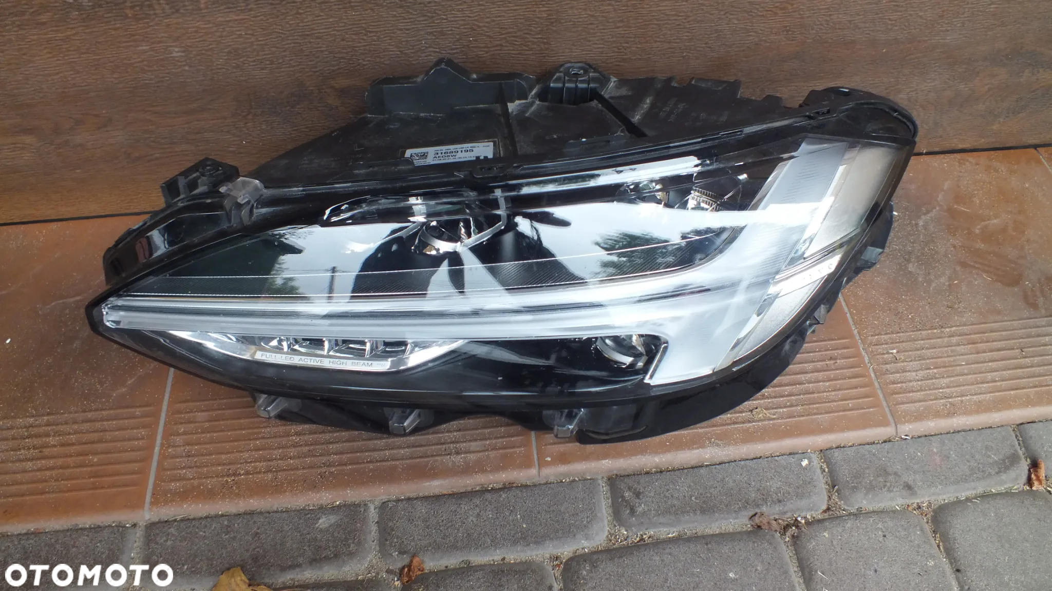 Lampa przednia lewa Volvo V90 Fulled 31689195 - 2