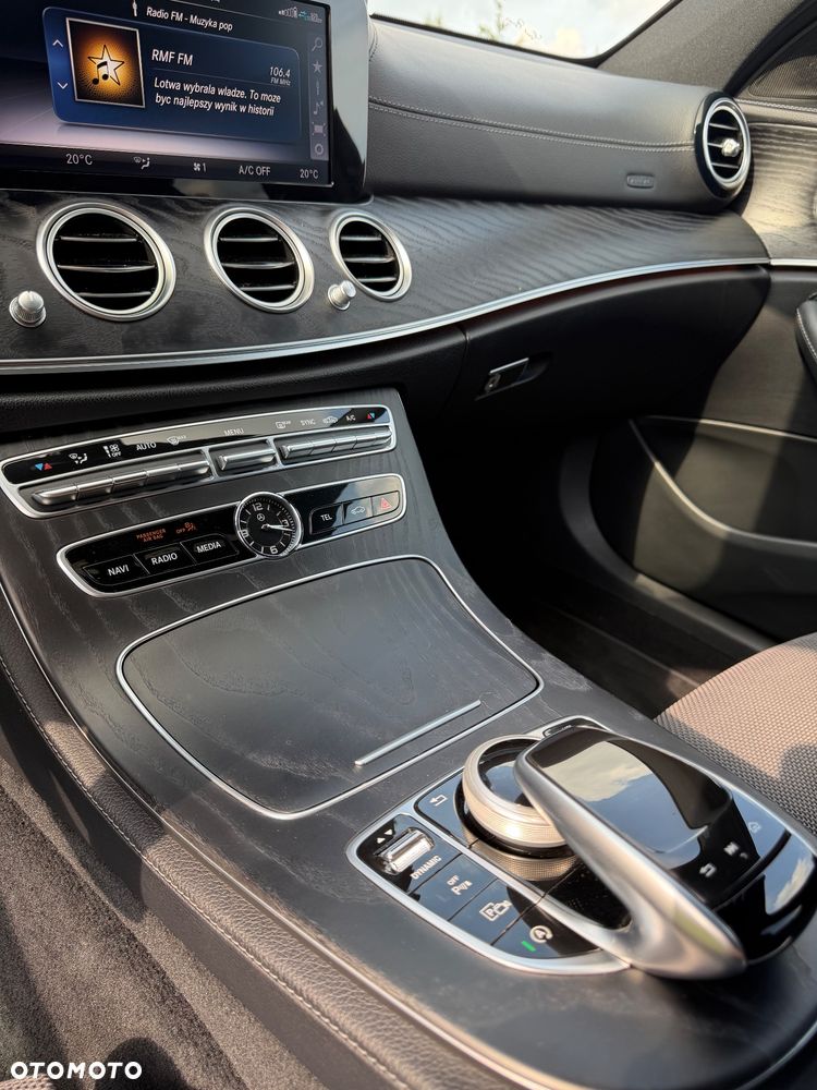 Mercedes-Benz Klasa E 300 d 9G-TRONIC AMG Line - 16