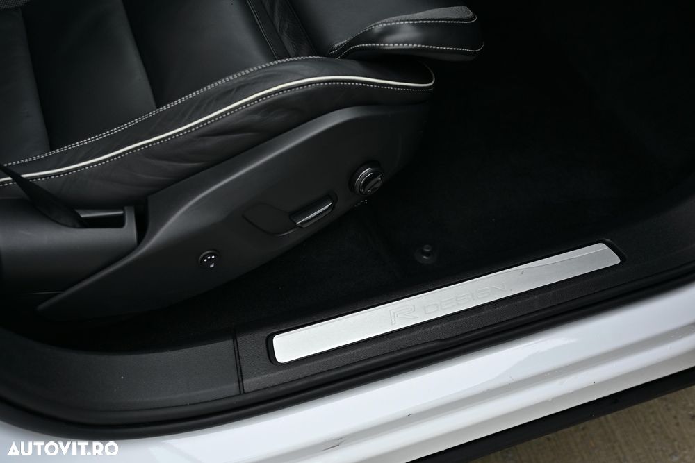 Volvo XC 60 B4 D AWD Geartronic RDesign - 25