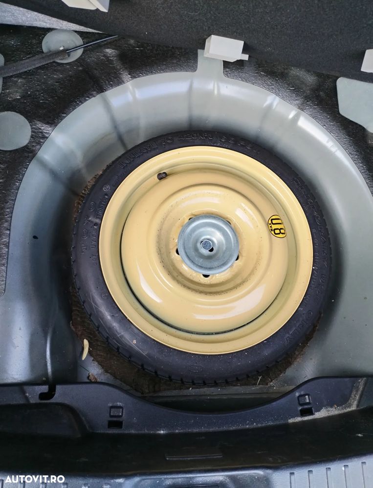 Mazda 3 1.6 MZR Active - 5