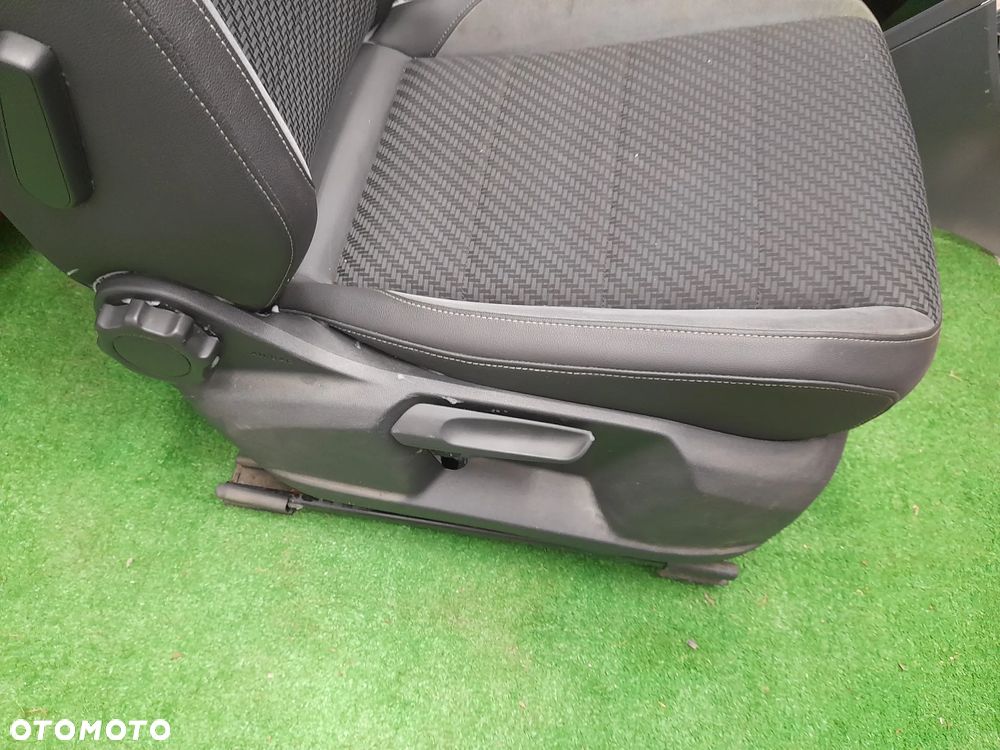 VW T-CROSS 20R R-LINE TAPICERKA SKORA FOTELE FOTEL BOCZEK - 8
