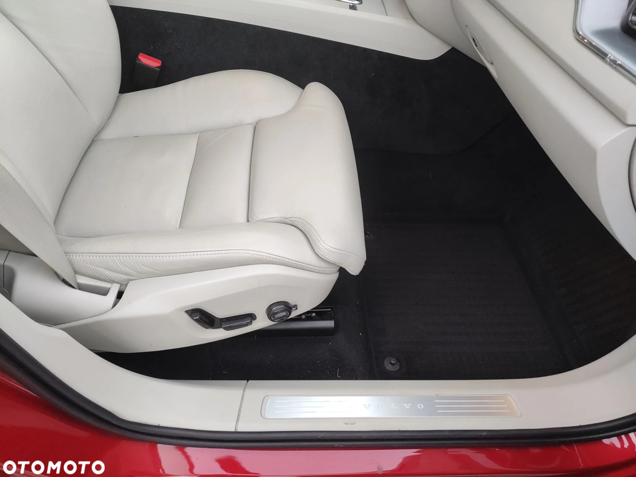Volvo XC 60 - 18