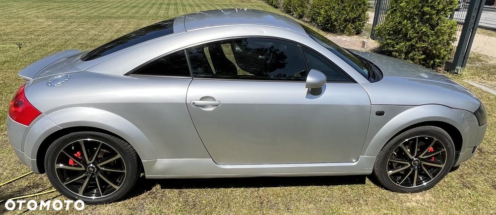Audi TT Coupé 1.8T Quattro - 8