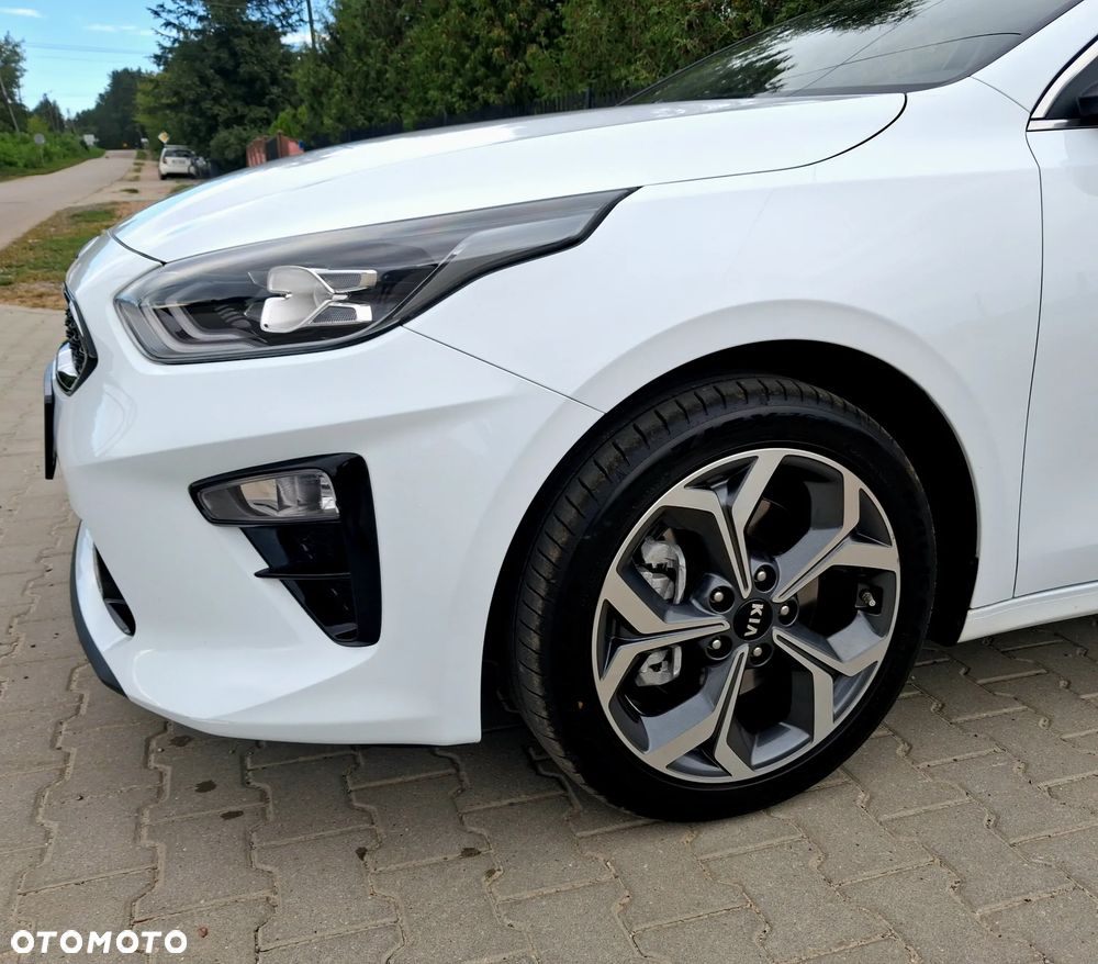Kia Ceed 1.4 T-GDI OPF Platinum Edition - 13