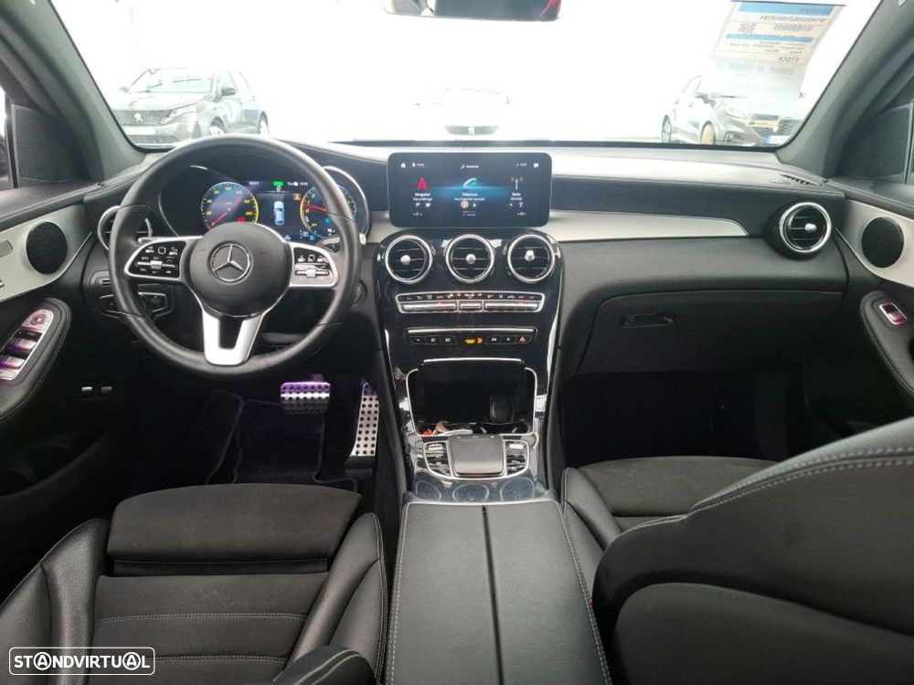Mercedes-Benz GLC 300 e Coupe 4Matic 9G-TRONIC AMG Line - 3