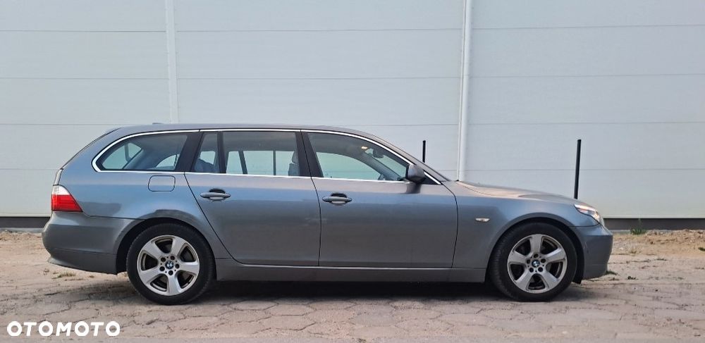 BMW Seria 5 525d xDrive - 7