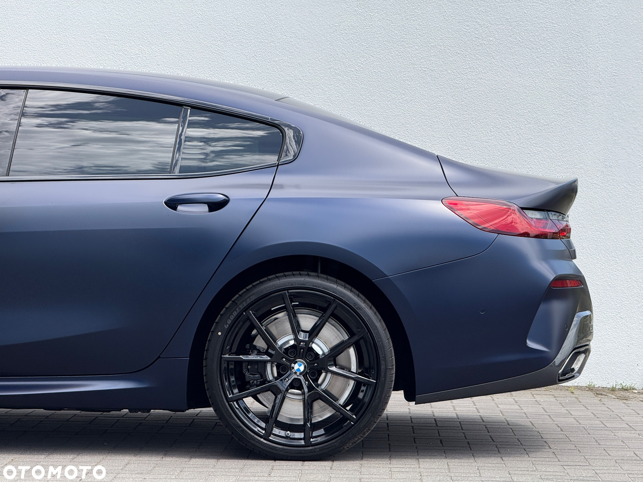 BMW Seria 8 - 10