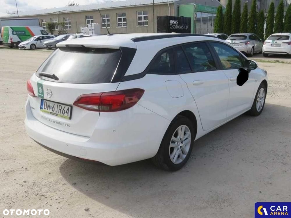 Opel Astra - 4