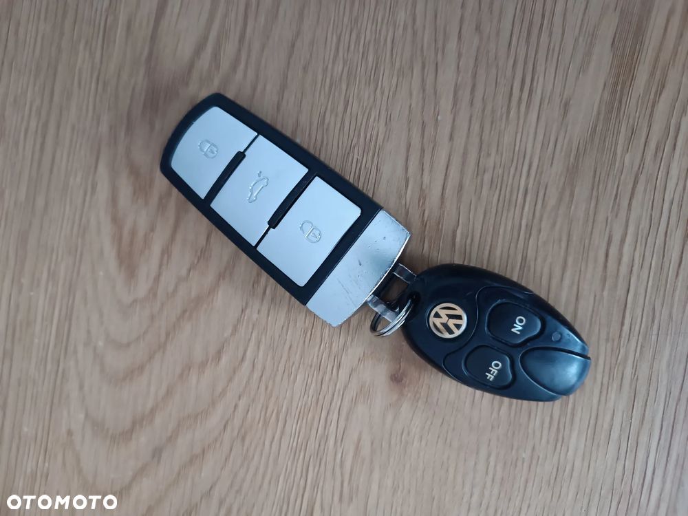 Volkswagen Passat - 17