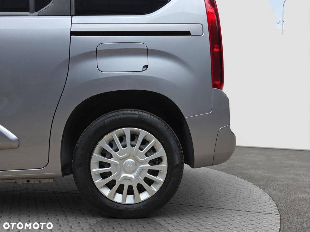 Toyota Proace City Verso 1.5 D-4D Business - 27