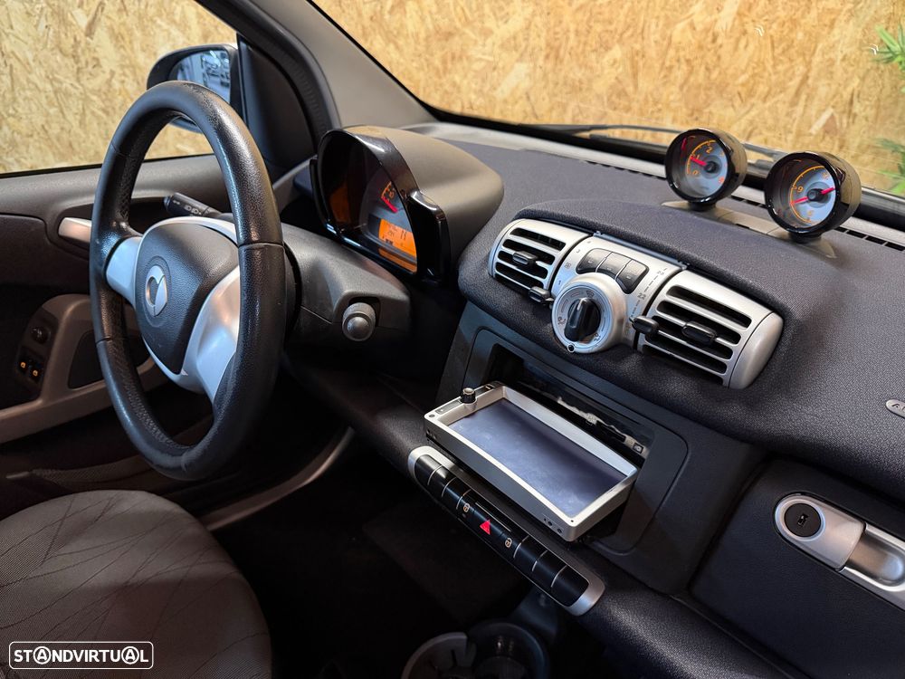 Smart ForTwo Coupé cdi softouch passion dpf - 12