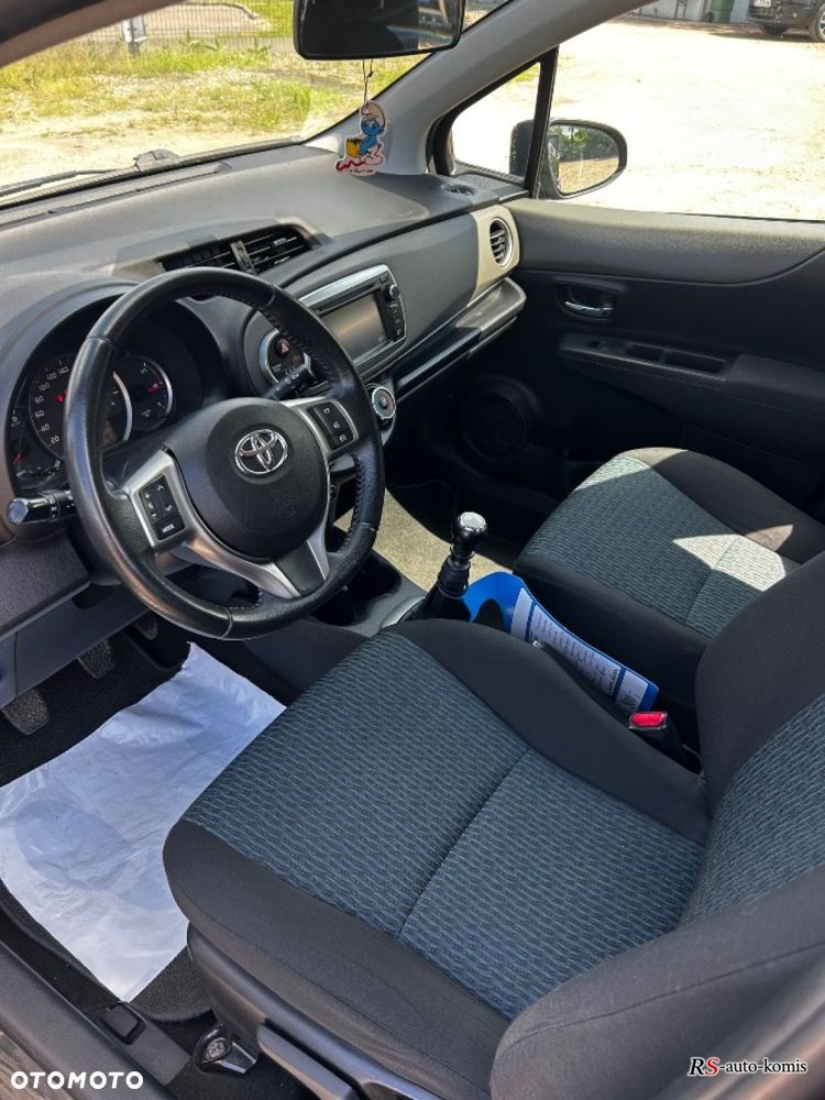 Toyota Yaris - 23