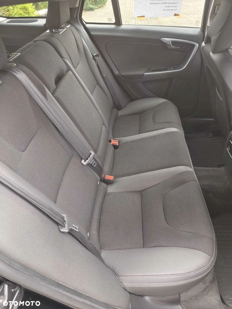 Volvo V60 D3 Kinetic - 3