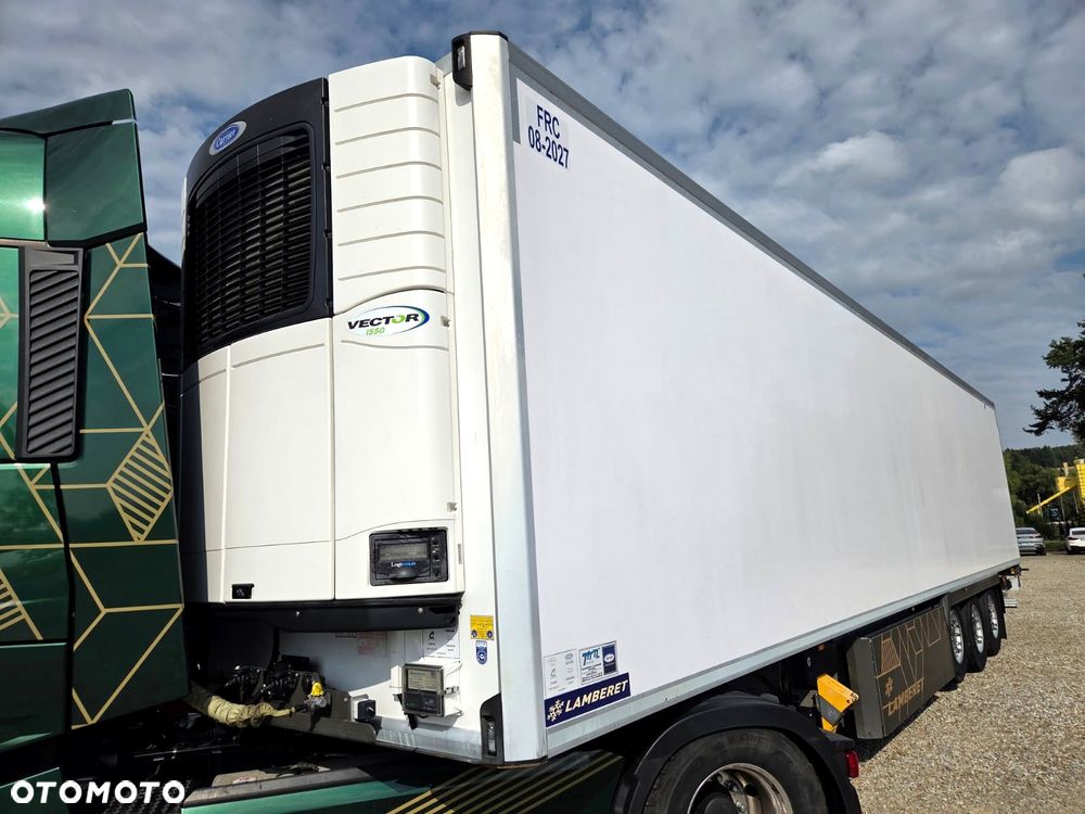 Lamberet LVFS3 / CARIER 1550 / 2500mt/h / PODNOSZONA OŚ / JAK NOWY !!! - 2