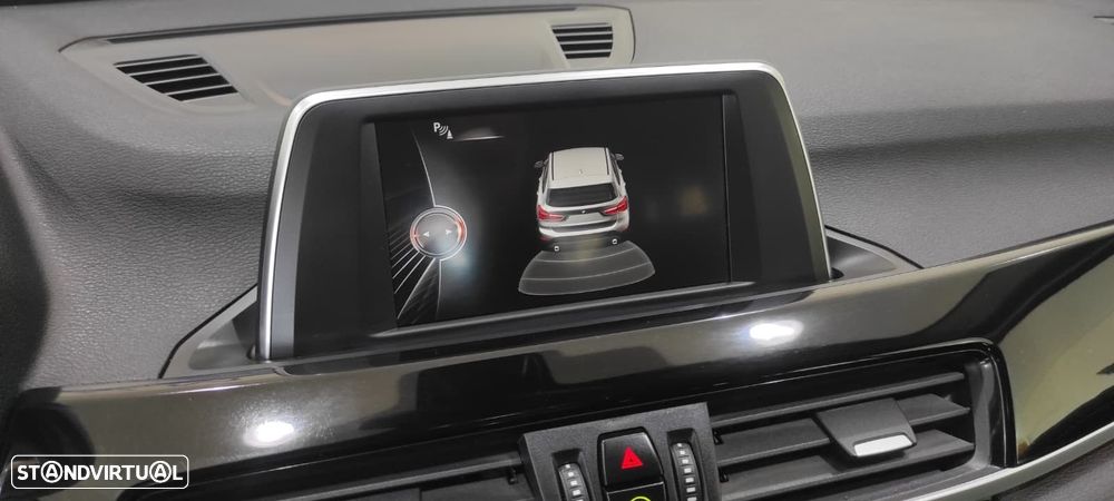 BMW X1 18 d sDrive Line Sport - 35