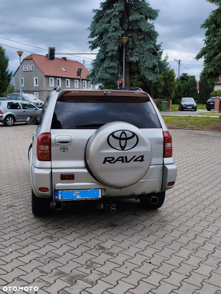 Toyota RAV4 2.0 D-4D 4x4 - 3
