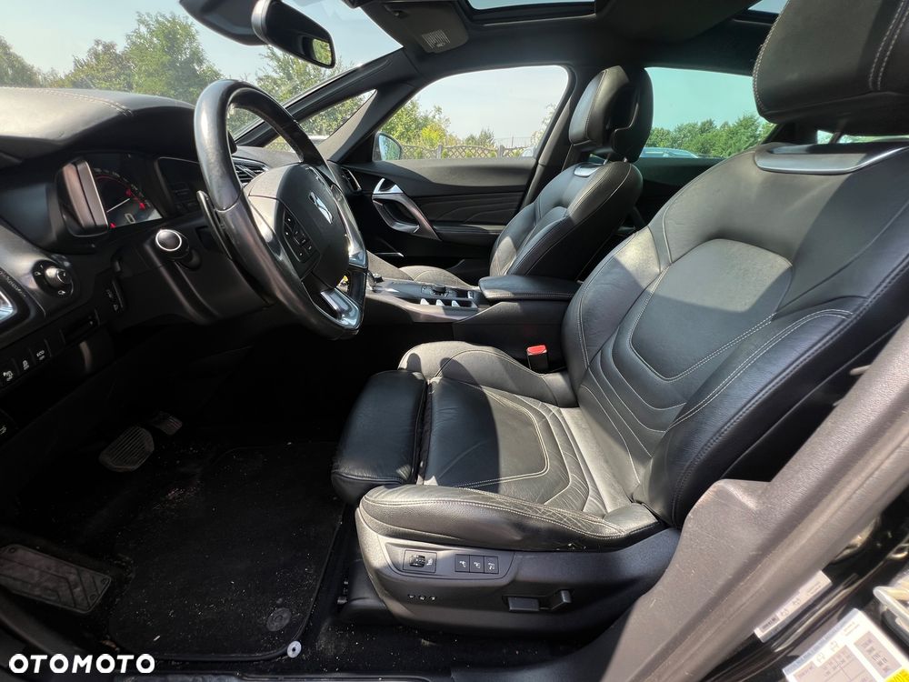 Citroën DS5 Hybrid4 EGS6 SportChic - 11