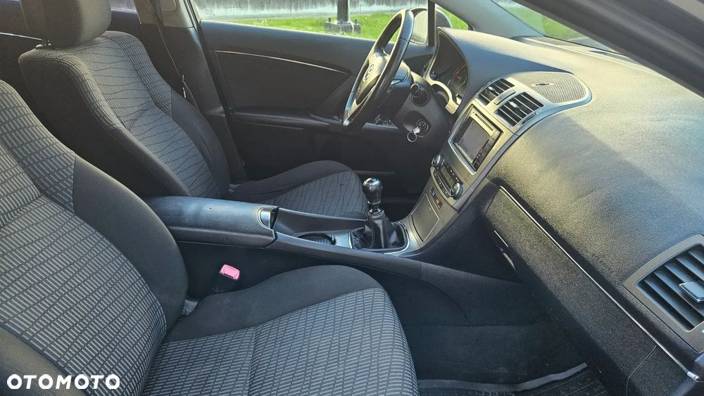Toyota Avensis 1.6 Edition - 21