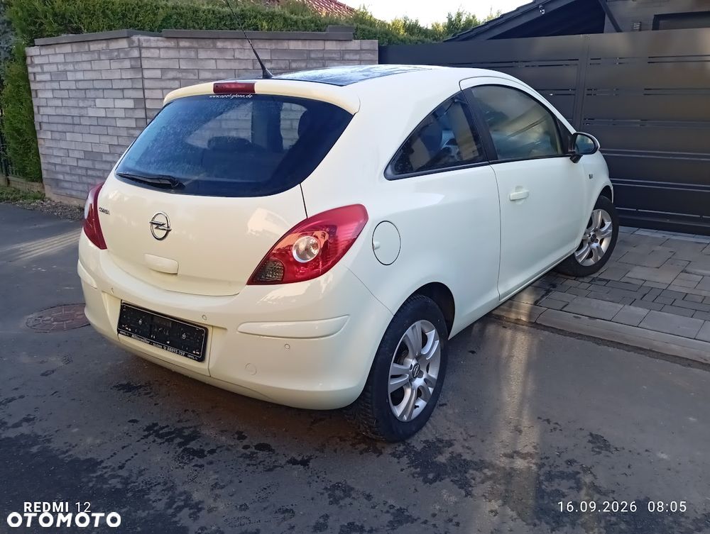 Opel Corsa 1.4 16V Innovation - 20