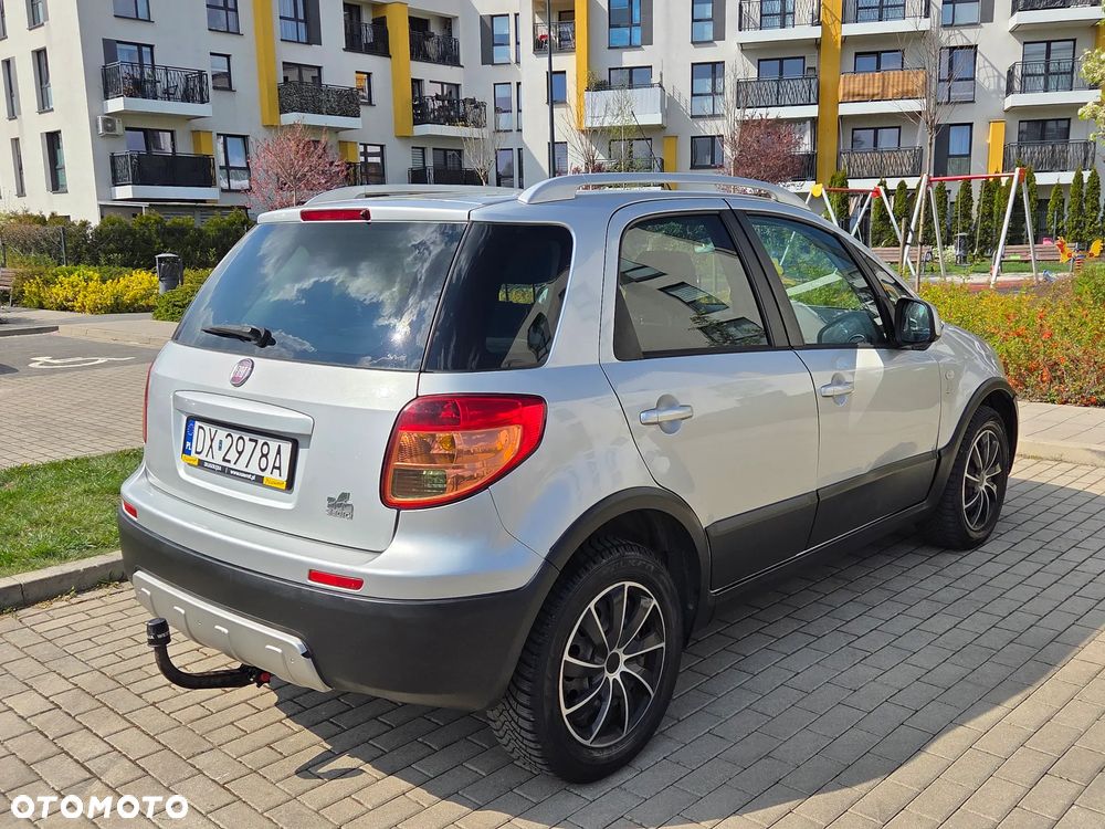 Fiat Sedici 1.6 16V 4x4 Emotion - 5