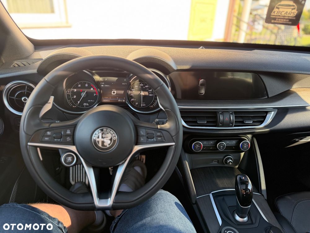 Alfa Romeo Stelvio 2.0 Turbo Veloce TI Q4 - 22