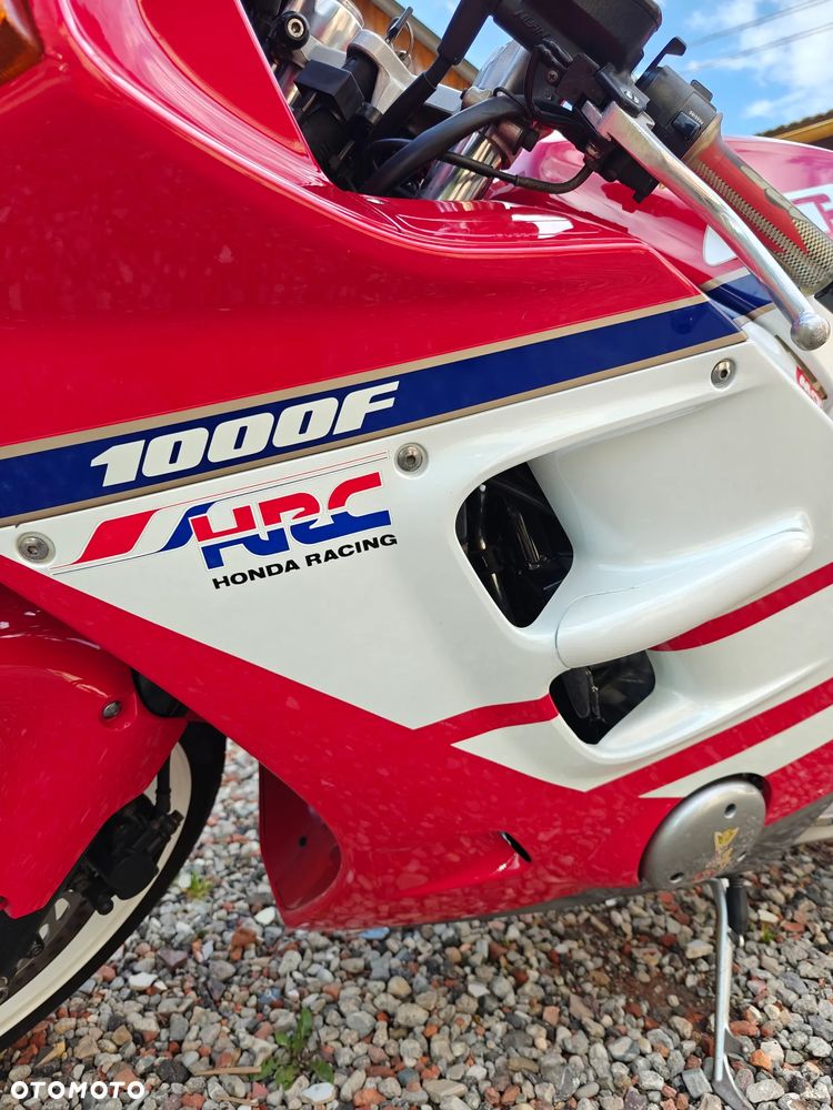 Honda CBR - 9