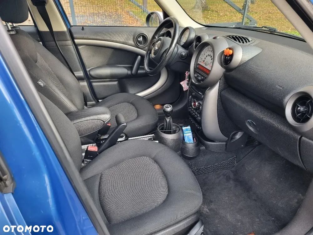 MINI Countryman Cooper D - 16