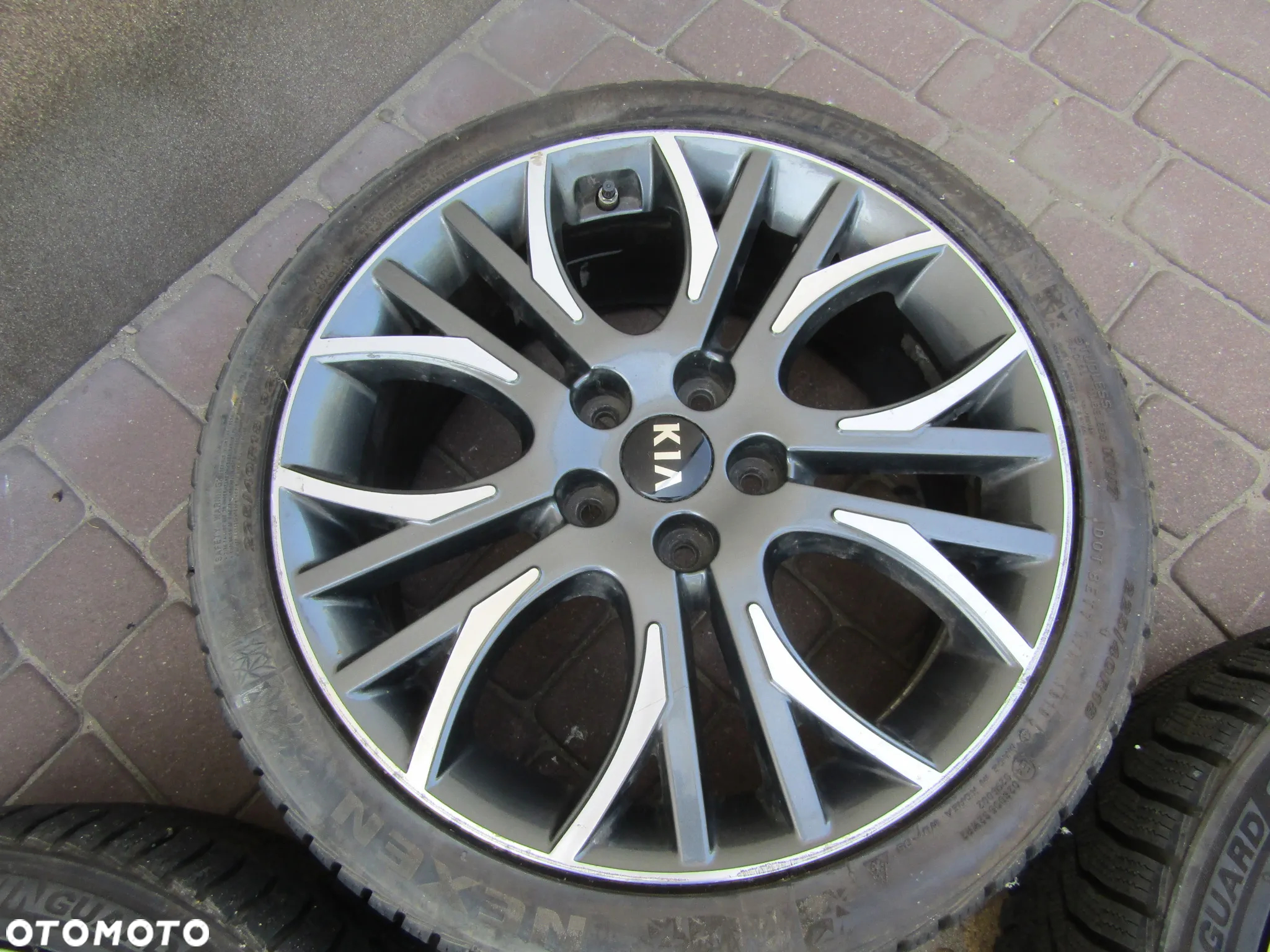 FELGI ALUMINIOWE  5X114,3 ET 55 225 40 R18 KIA   12 18R - 4