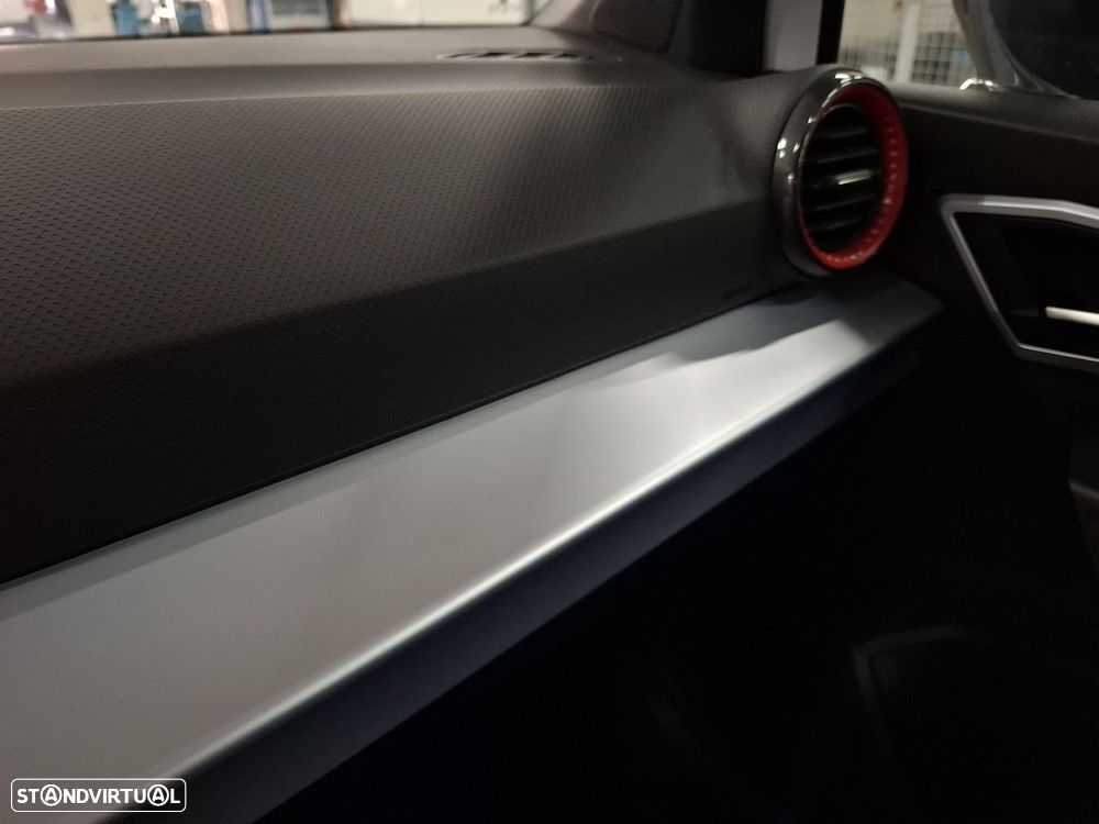 SEAT Arona 1.0 TSI FR - 22
