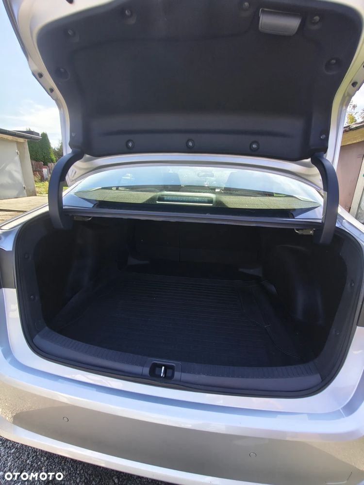 Toyota Corolla 1.6 Active - 9