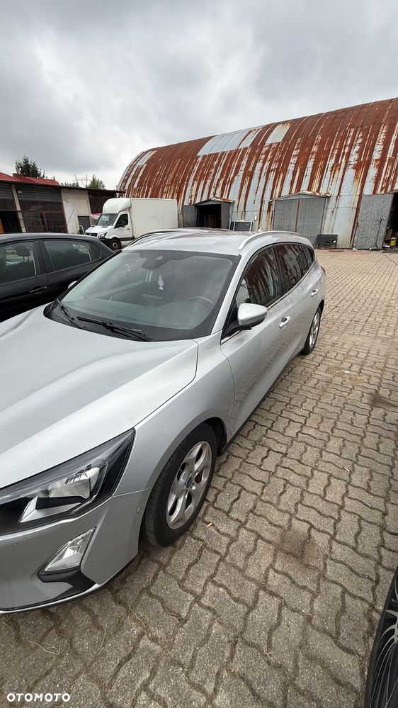 Ford Focus 1.5 EcoBoost Start-Stopp-System Business Edition - 2